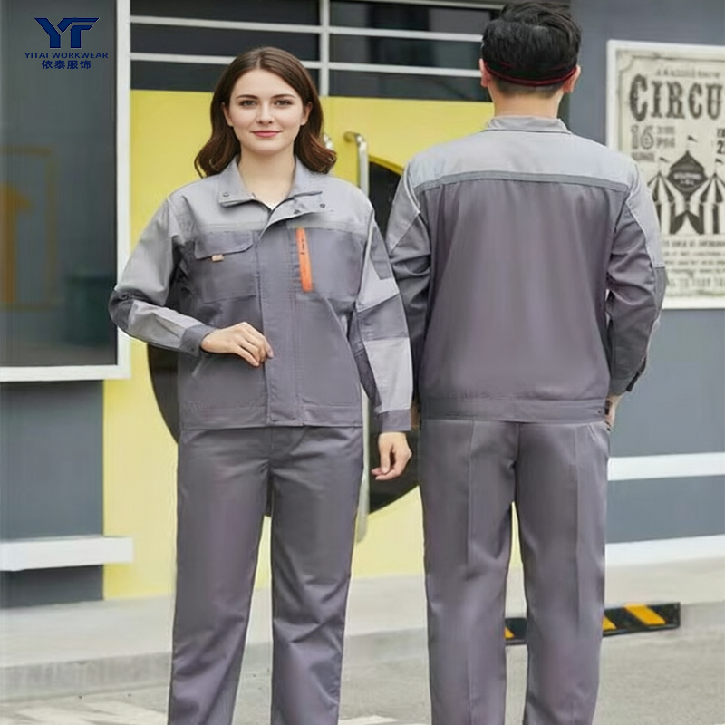 Construction Workwear Set with Reflective Strips 